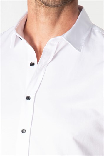 Slım Fıt Uzun Kol Siyah Düğmeli Düz Erkek Beyaz Gömlek