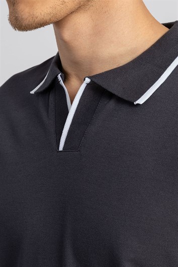 Slim Fit Düğmesiz Polo Yaka Tişört