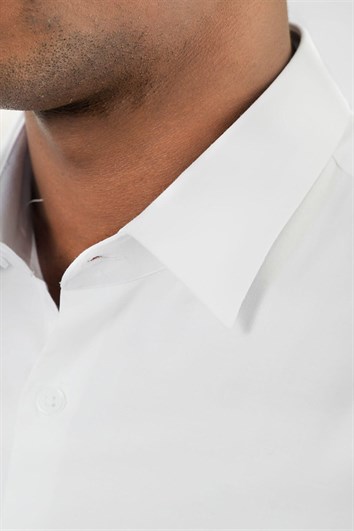 Süper Slim Fit Likralı Beyaz Düz Saten Erkek Gömlek